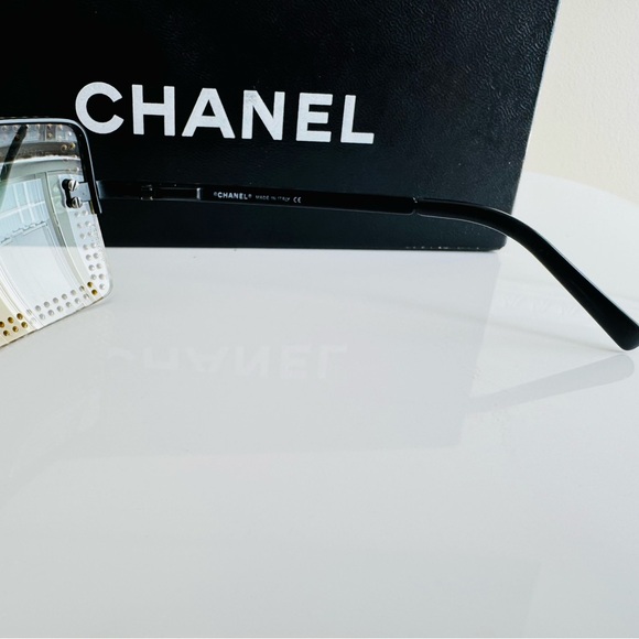 RARE🩵 Y2K Chanel rimless Light blue Swarovski sunglasses - Picture 9 of 13
